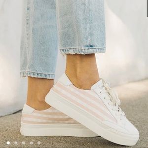 Check Mate Ibiza Platform Sneaker